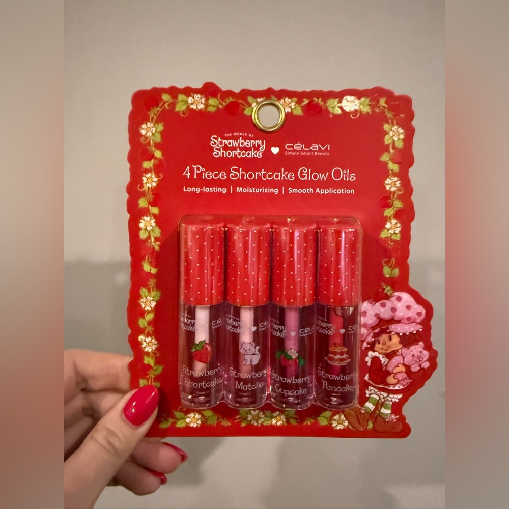 Celavi Shortcake Glow Lip Oil Set - 4 Pieces - NEW